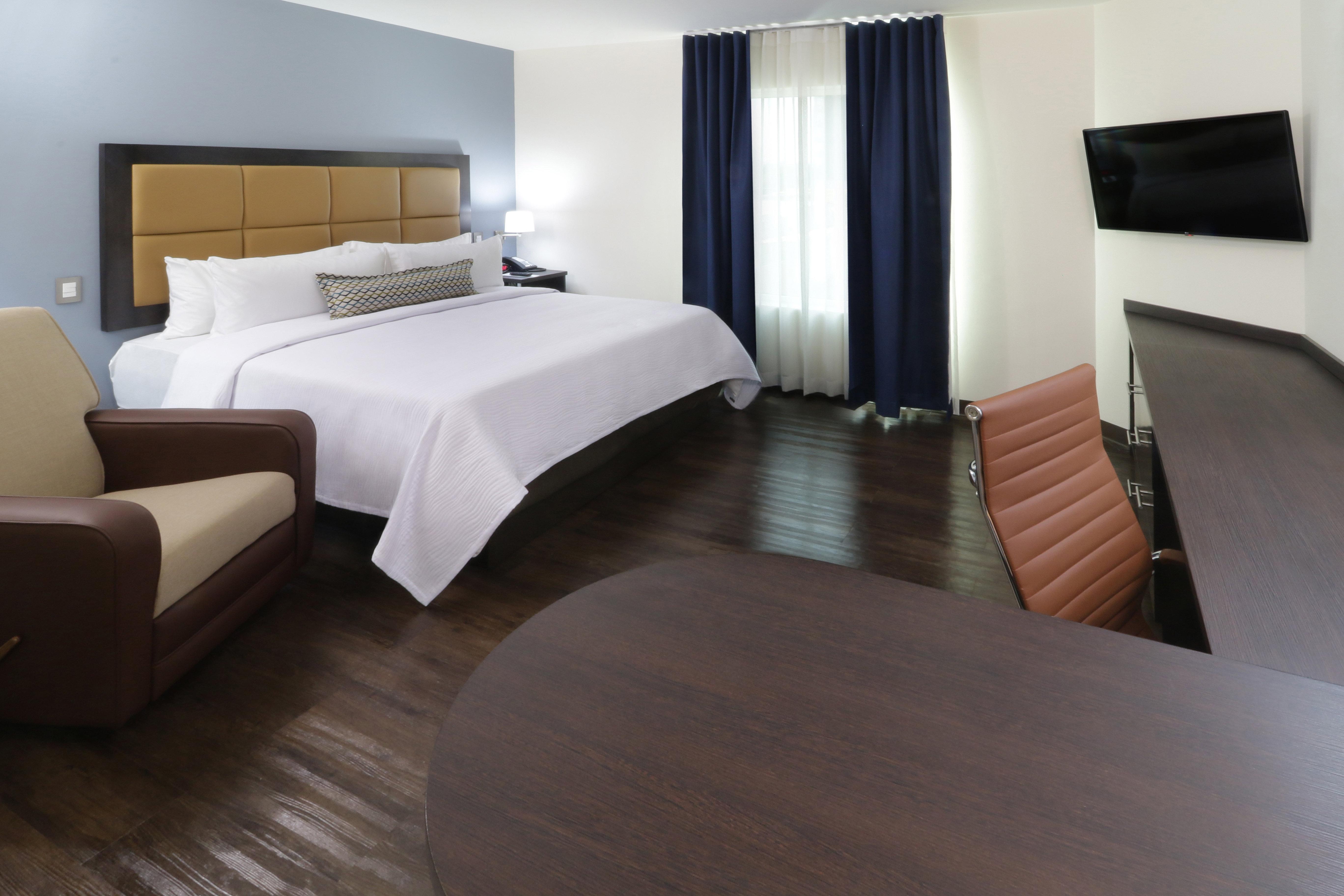 Candlewood Suites Celaya Celaya  Extérieur photo